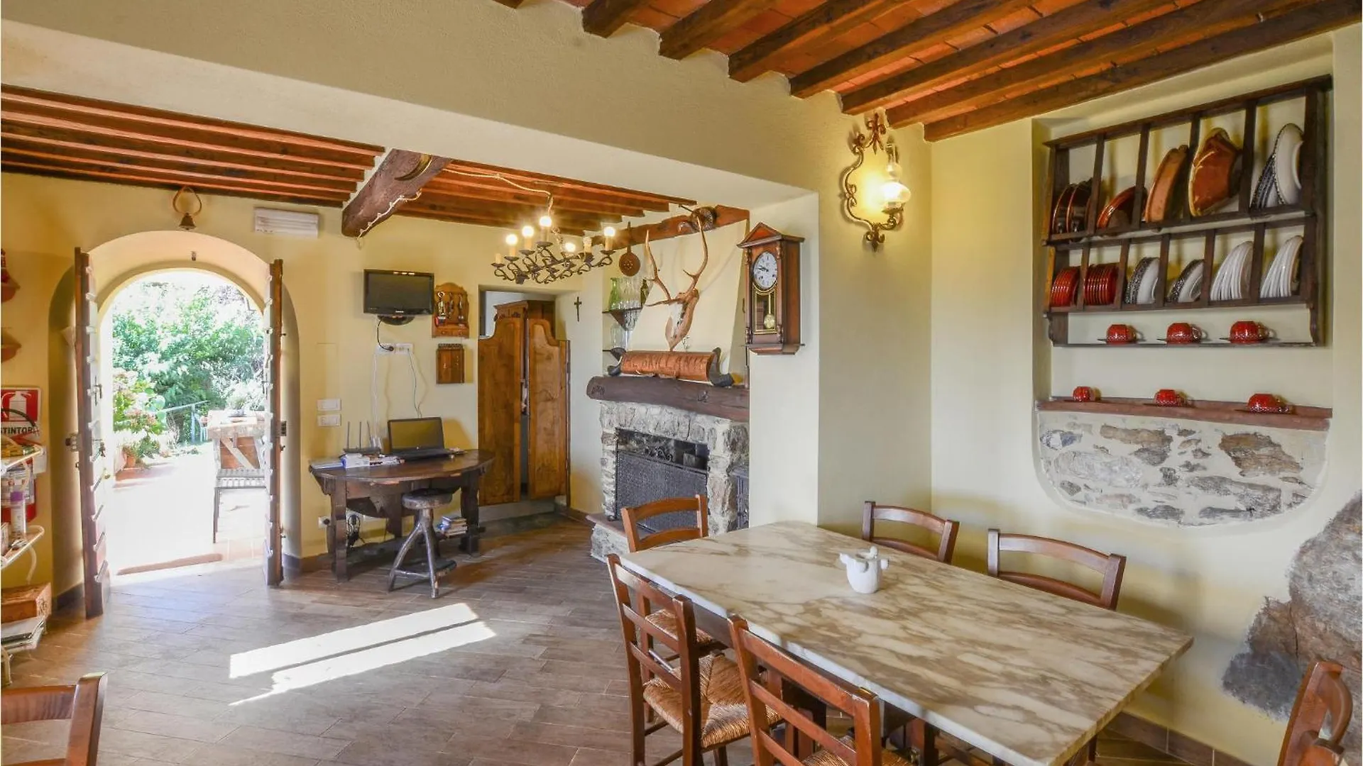 Pet Friendly Home In Giustagnana With Wifi Fabbiano  Holiday home